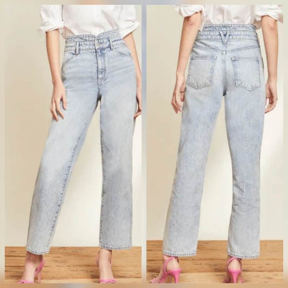 High-Rise Light Wash Straight Jeans - Women